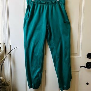 Blue sweatpants joggers size extra large.